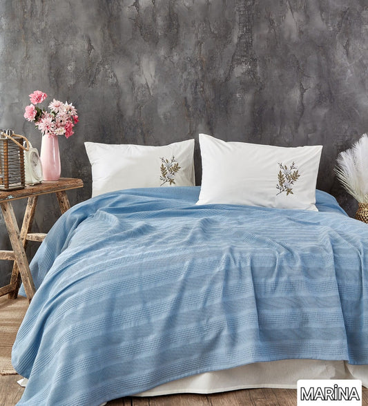 Light Blue Bedding Set